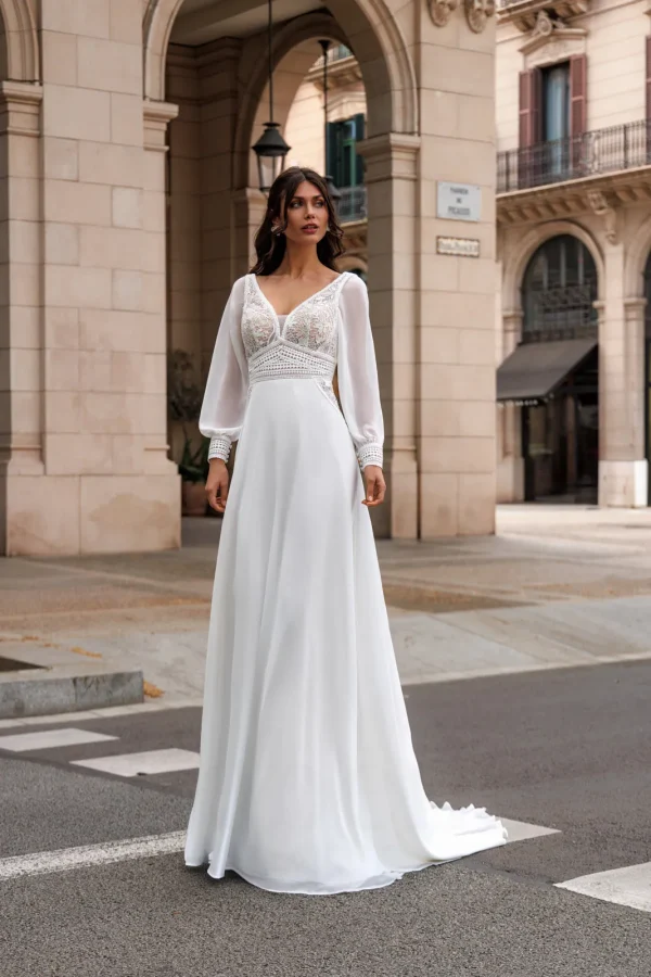 Robe de mariée droite en mousseline à manches longues bouffantes amovibles, EB0243 Ellebeline