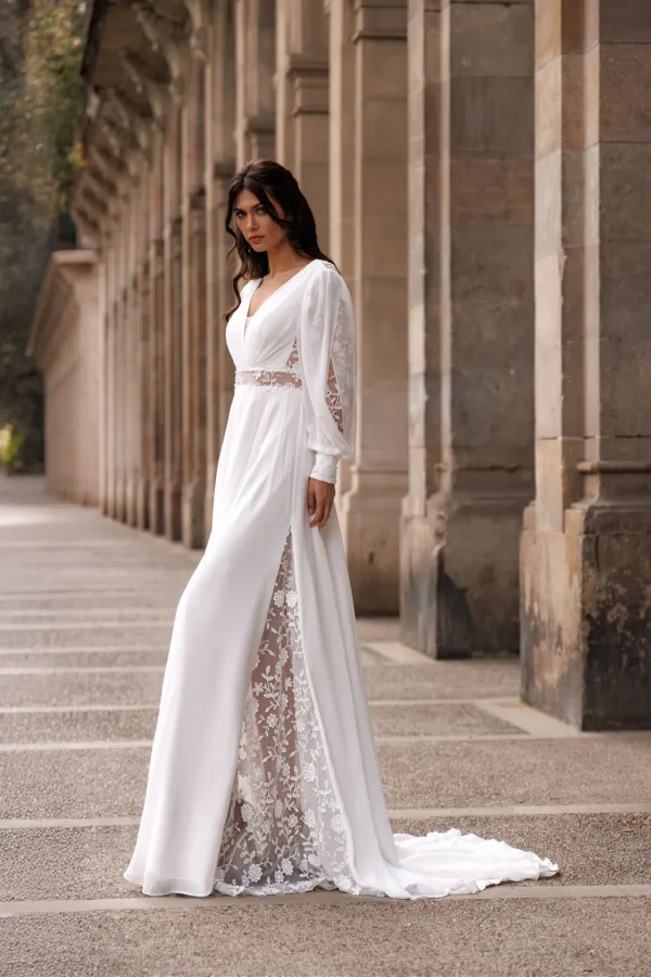 Robe de mariée droite en mousseline à manches bouffantes et fente en dentelle, EB0263 Ellebeline