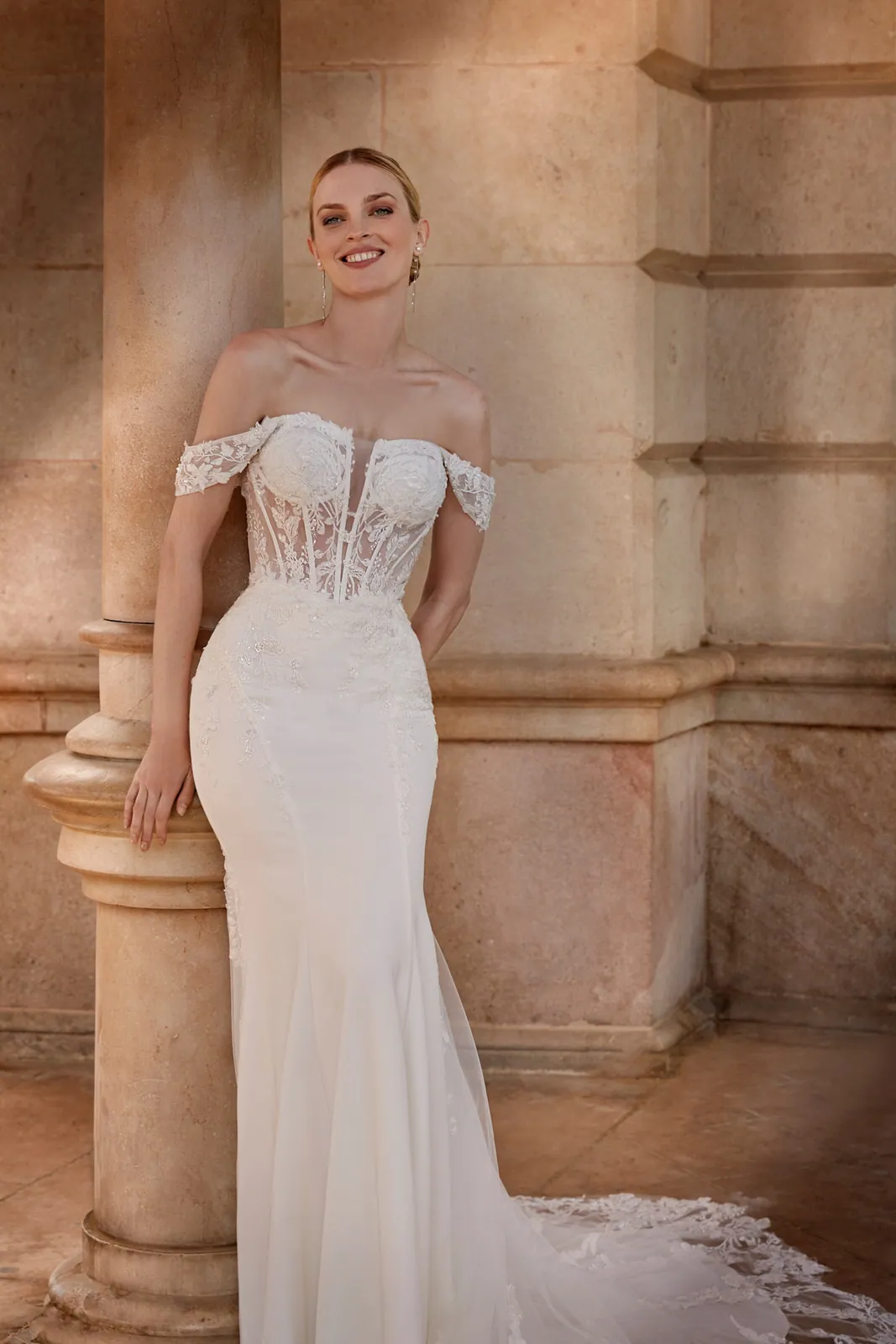 Robe de mariée sirène à épaules dénudées et corset en dentelle, EB0176 Ellebeline