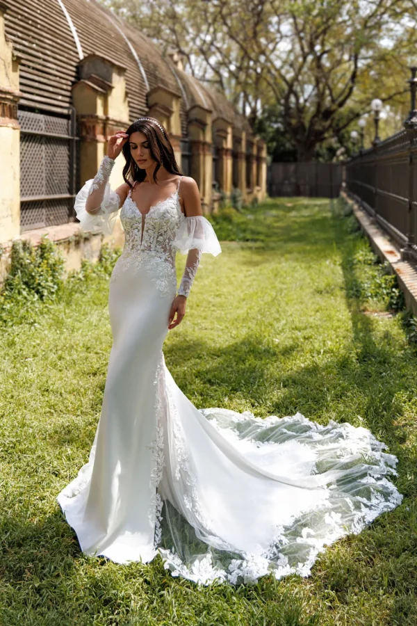 Robe de mariée sirène en crêpe à fines bretelles et manches bouffantes amovibles, EB0202 Ellebeline