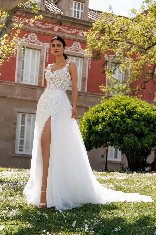 Robe de mariée trapèze en tulle à bretelles fleuries, plumes et jupe fendue, EB0231 Ellebeline