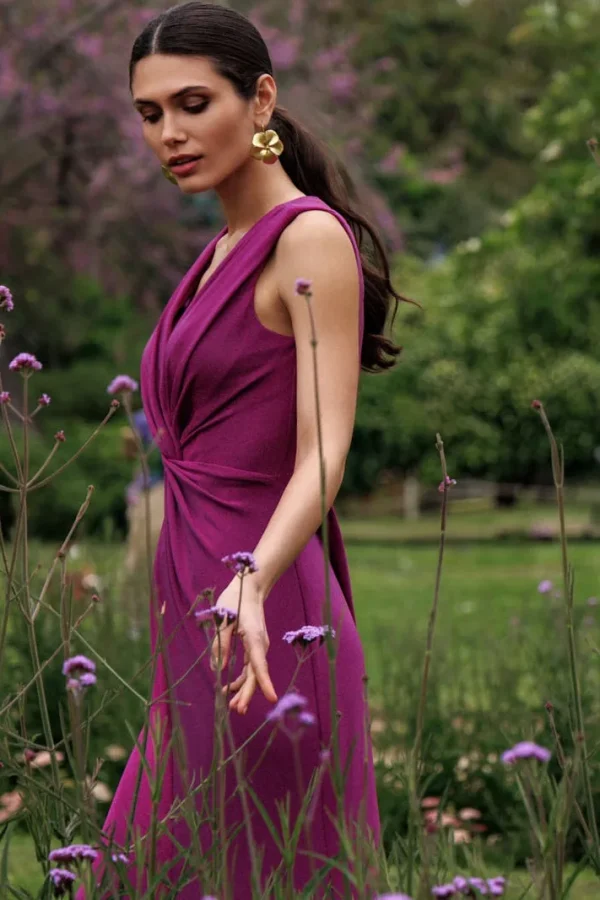 Robe de soirée longue en lurex fuchsia à coupe sirène, détail du buste - RL8400 Ellebeline