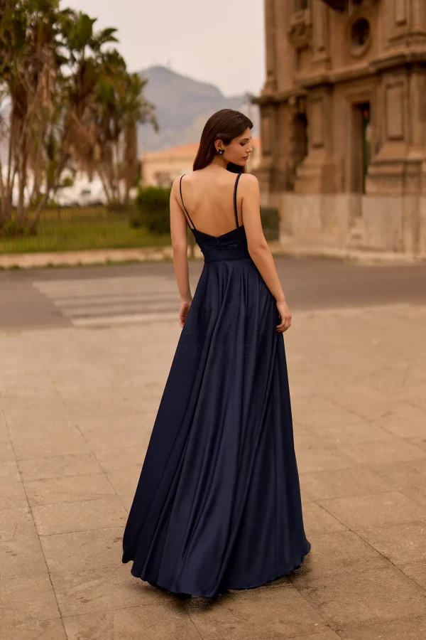 Robe de soirée longue en lurex bleu marine à dos nu, vue de dos - RL8432 Ellebeline