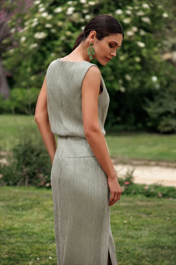 Robe de soirée longue en lurex vert sauge à paillettes, détail du dos - RL8413 Ellebeline