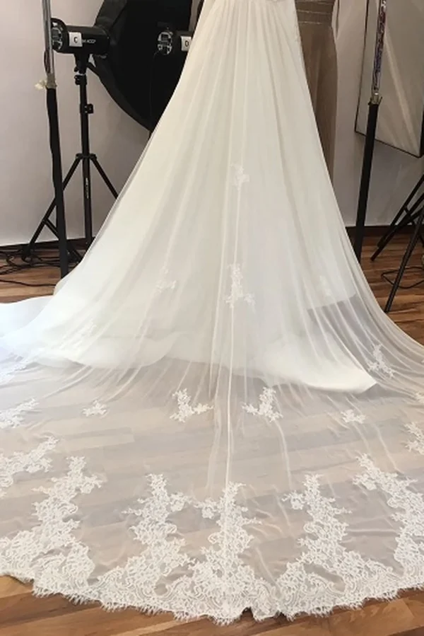 Traîne de mariée amovible en tulle bordée de dentelle TRAI001 Ellebeline